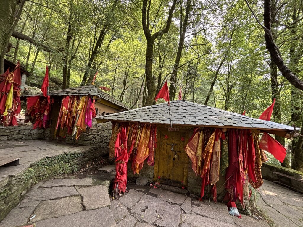 Pashakot Temple, Barot