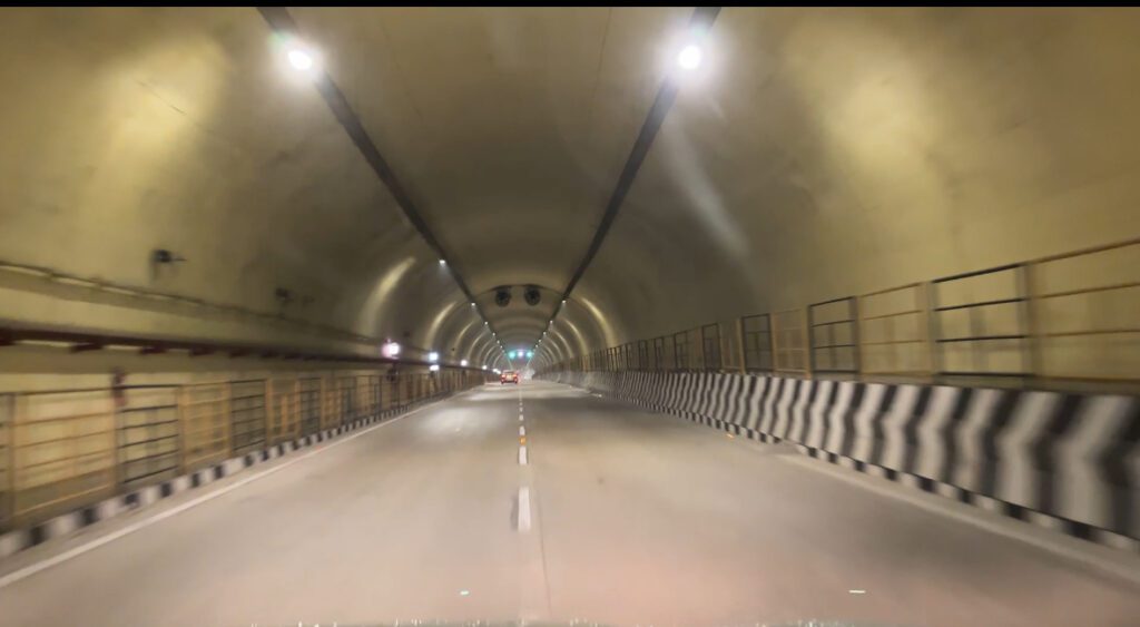 Tunnel, Himachal Pradesh